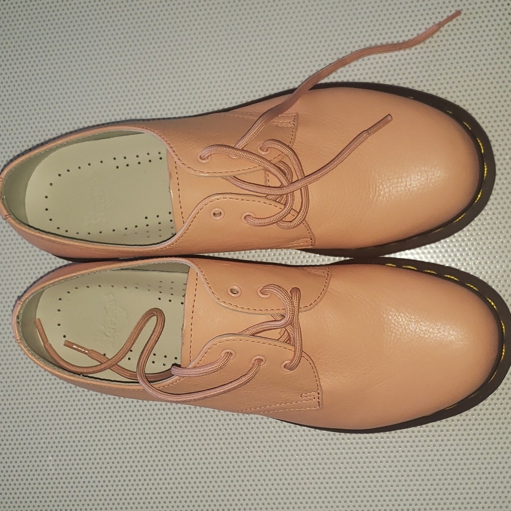 Women's Dr. Martens 1461 NEVER WORN